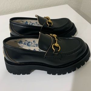 GUCCI BLACK WOMEN'S LEATHER LUG SOLE LOAFER - Never worn, NWT, original receipt
